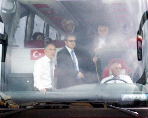 silivri-gazeteciler-bakan1