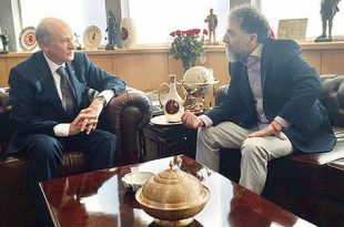 `Baktý ki ikisi de çekik göz... Fark eder mi efendim?`